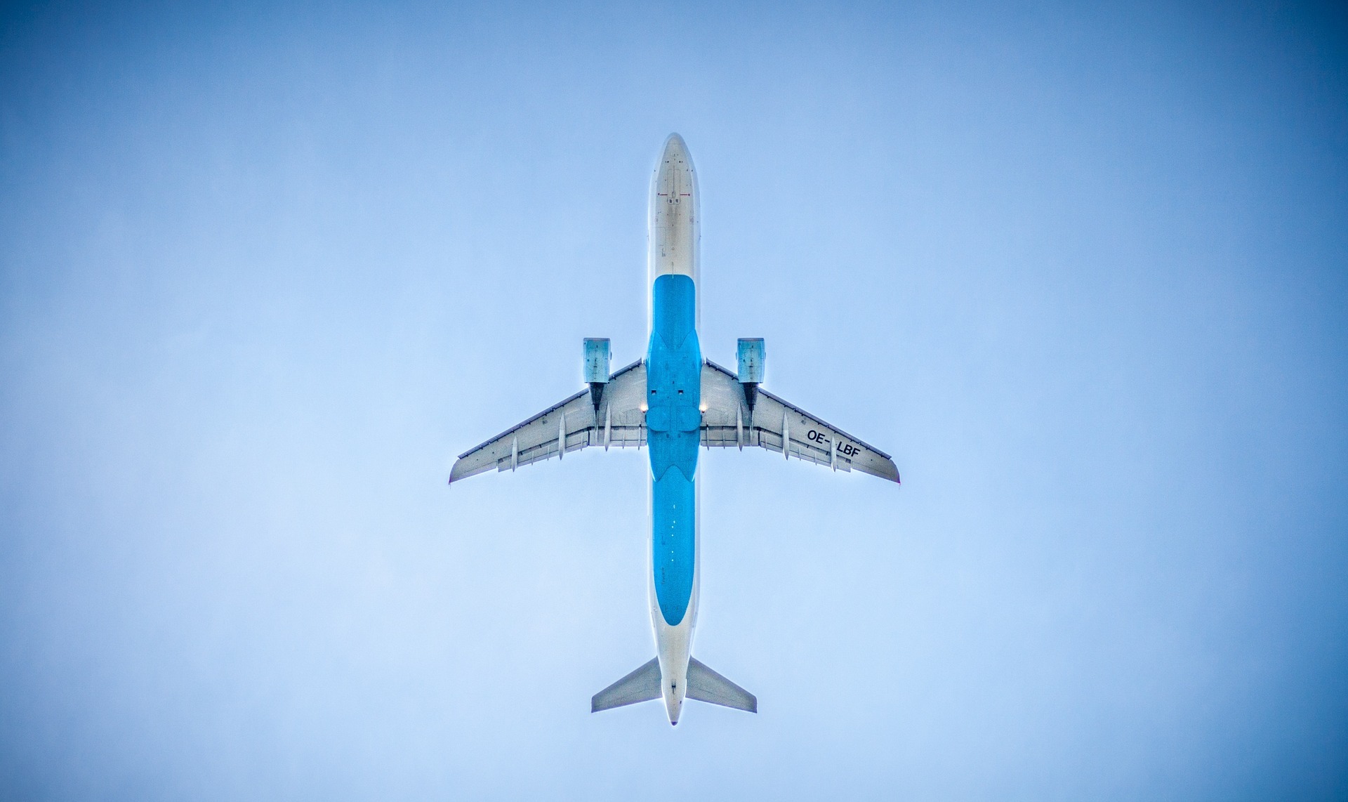 Reliable Airport Shuttle & Transportation to SFB Airport